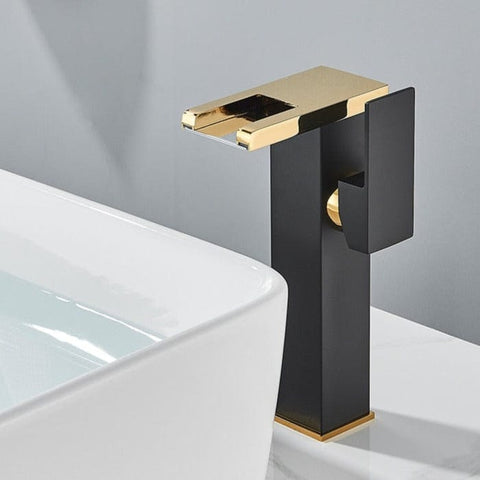 360 Faucets™ - LED Waterfall Single Handle Faucet